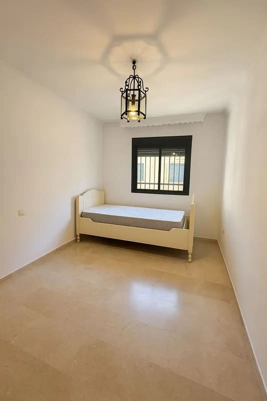 3 slaapkamer Penthouse te koop in Estepona met zwembad garage - € 435.000 (Ref: 9371366)