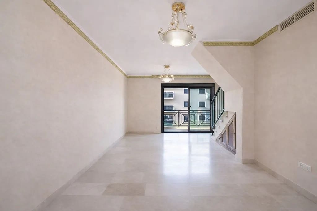 3 slaapkamer Penthouse te koop in Estepona met zwembad garage - € 435.000 (Ref: 9371366)