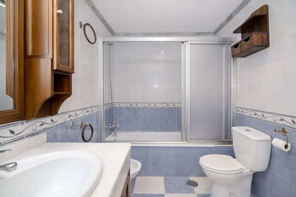 3 slaapkamer Penthouse te koop in Estepona met zwembad garage - € 435.000 (Ref: 9371366)