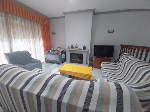 3 sovrum Radhus till salu i Estepona med pool - 668 000 € (Ref: 9371367)