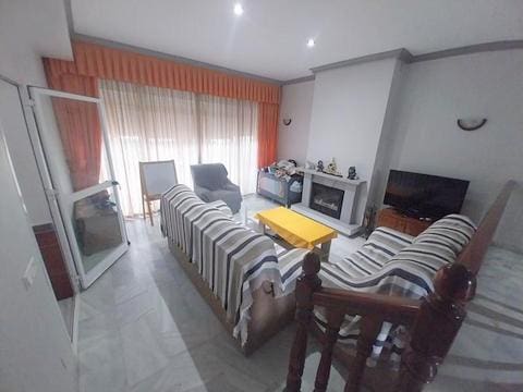 3 sovrum Radhus till salu i Estepona med pool - 668 000 € (Ref: 9371367)