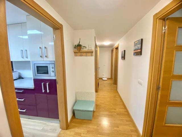 3 soverom Leilighet til leie i Málaga by med svømmebasseng garasje - € 1 500 (Ref: 9380163)