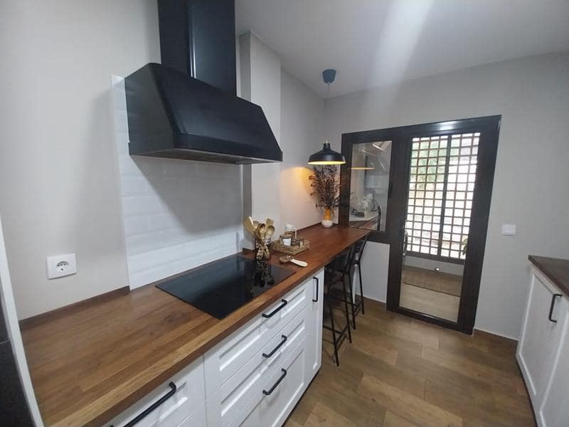 2 chambre Appartement à vendre à Estepona avec piscine garage - 319 000 € (Ref: 9380164)