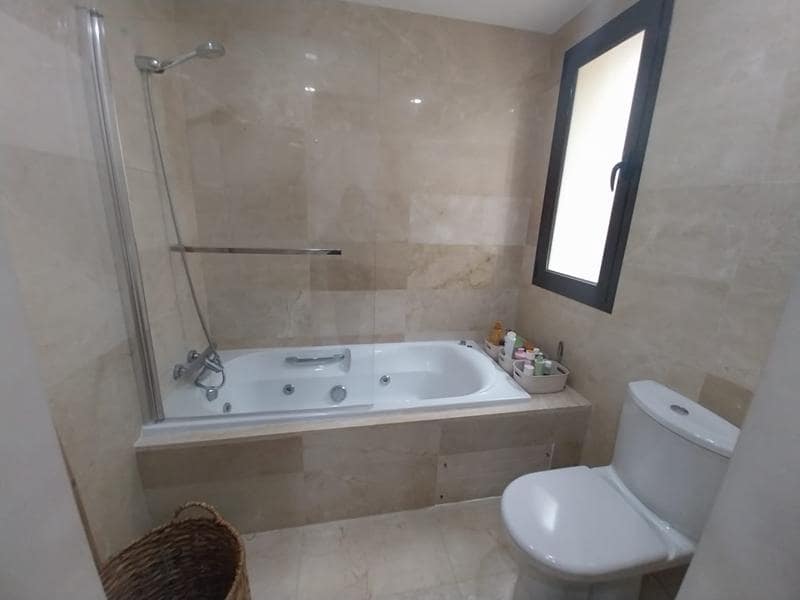 2 chambre Appartement à vendre à Estepona avec piscine garage - 319 000 € (Ref: 9380164)