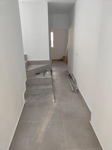 3 soverom Rekkehus til salgs i Estepona med garasje - € 757 800 (Ref: 9390818)