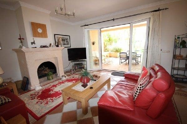 Piso de 3 habitaciones en Casares en venta con piscina garaje - 875.000 € (Ref: 9391146)