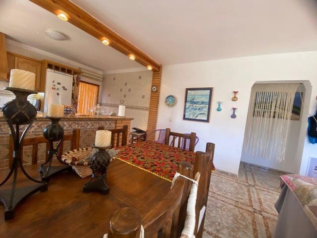 3 soverom Hus til salgs i Málaga by - € 222 700 (Ref: 9396518)