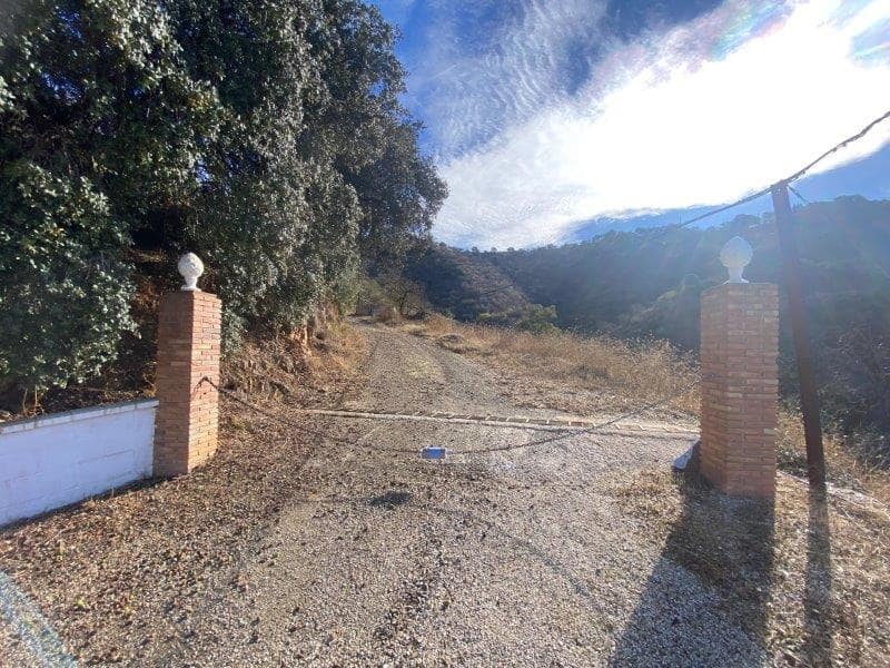 3 makuuhuone Omakotitalo myytävänä paikassa Malaga kaupunki - 222 700 € (Ref: 9396518)