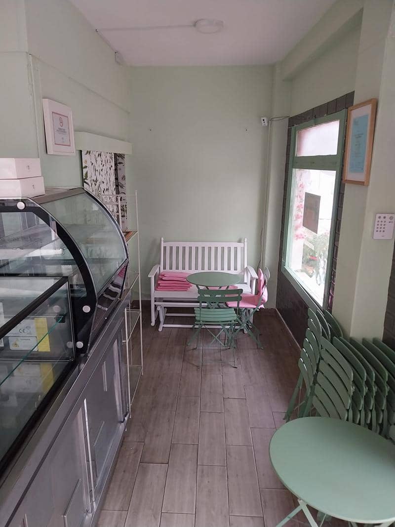 Commercieel te koop in Estepona - € 66.000 (Ref: 9397871)