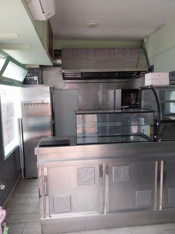 Kommersiell till salu i Centro, Estepona - 66 000 € (Ref: 9397871)