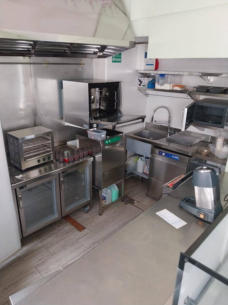 Commercieel te koop in Estepona - € 66.000 (Ref: 9397871)