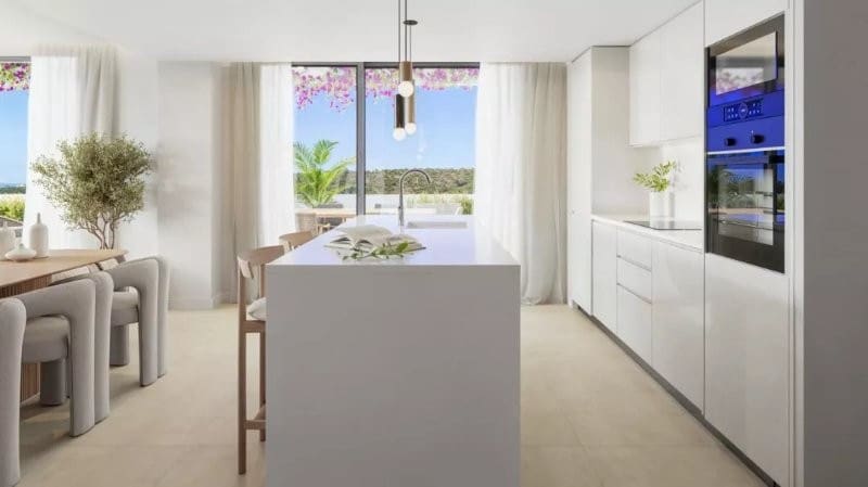 Piso de 3 habitaciones en Casares en venta con piscina garaje - 440.000 € (Ref: 9403377)