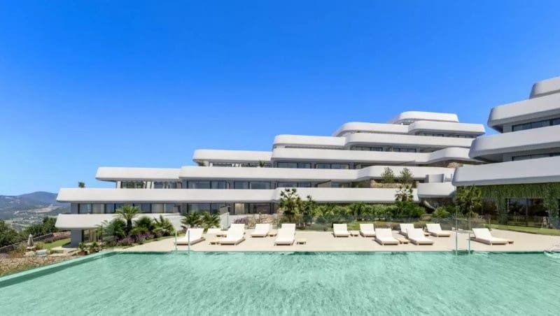 Piso de 3 habitaciones en Casares en venta con piscina garaje - 440.000 € (Ref: 9403377)