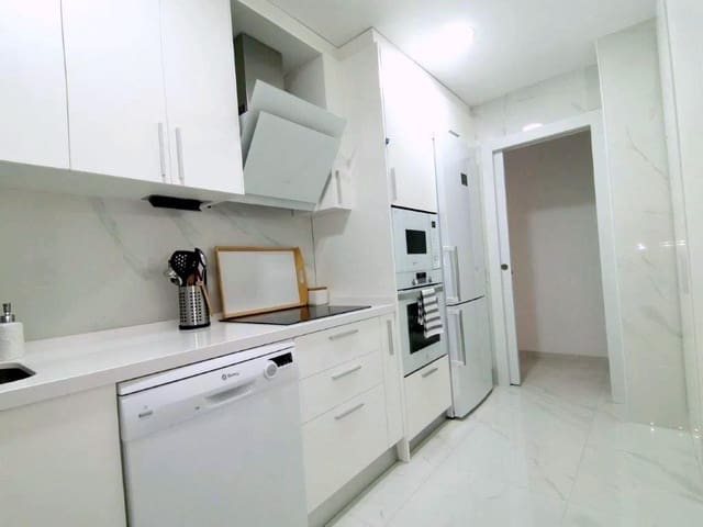 2 bedroom Flat for rent in Santa Paula, Málaga city - € 1,350 (Ref: 9404446)