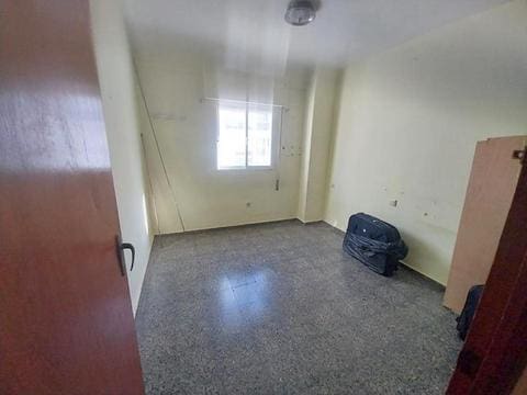 Piso de 3 habitaciones en Estepona en venta - 212.100 € (Ref: 9406956)