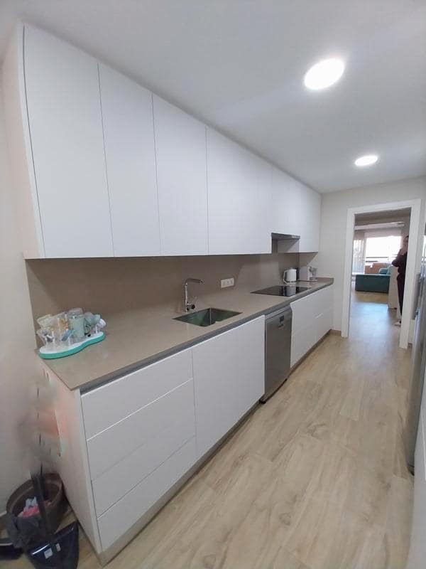 2 sypialnia Mieszkanie na sprzedaż w Estepona z basenem garażem - 530 250 € (Ref: 9415239)