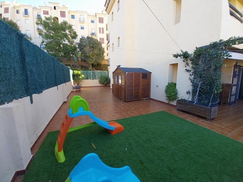 2 sypialnia Mieszkanie na sprzedaż w Estepona z basenem garażem - 530 250 € (Ref: 9415239)