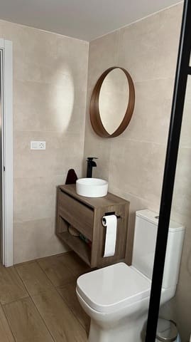 4 quarto Apartamento para venda em Estepona com piscina garagem - 578 000 € (Ref: 9428953)