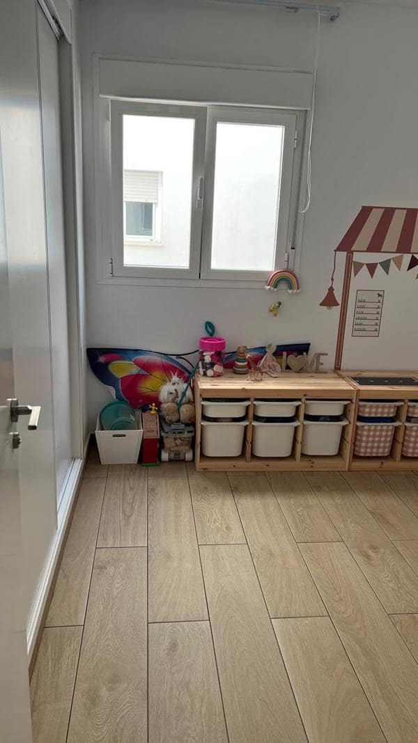 4 quarto Apartamento para venda em Estepona com piscina garagem - 578 000 € (Ref: 9428953)