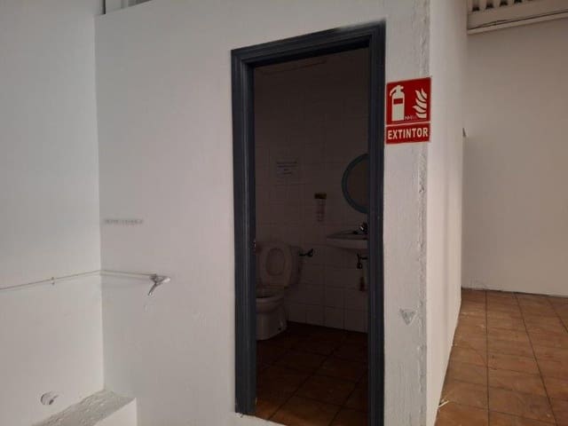 Virksomhed til leje i Cruz de Humilladero, Málaga by - € 1.700 (Ref: 9432708)