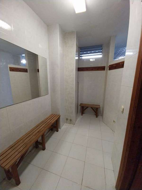 Local Commercial à louer à Estepona - 2 800 € (Ref: 9454804)