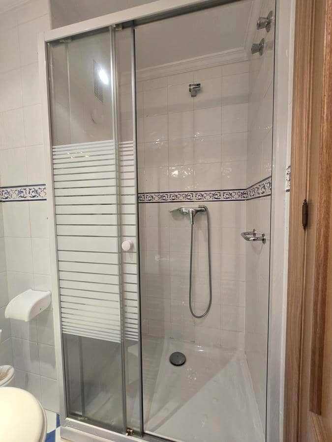 3 camera da letto Appartamento da affittare in Malaga citta con piscina garage - 1.400 € (Rif: 9457748)