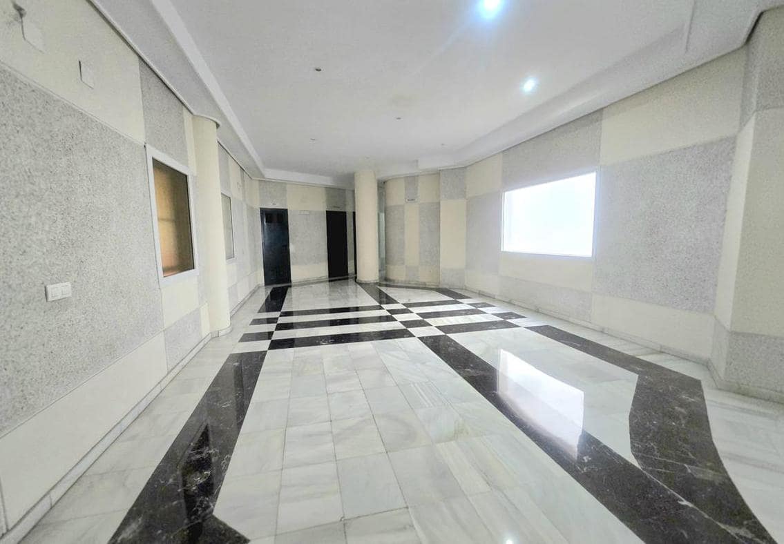 3 bedroom Flat for rent in Malaga city with pool garage - € 1,400 (Ref: 9457748)