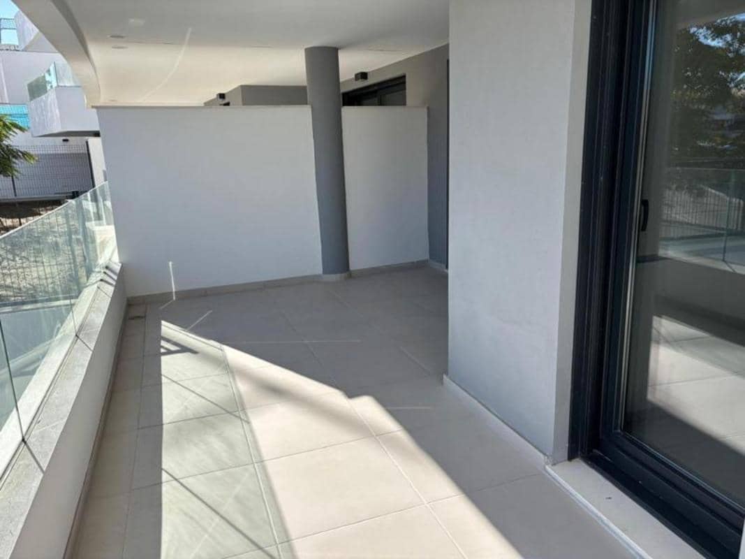 2 soveværelse Lejlighed til leje i Estepona med swimmingpool garage - € 1.750 (Ref: 9467773)