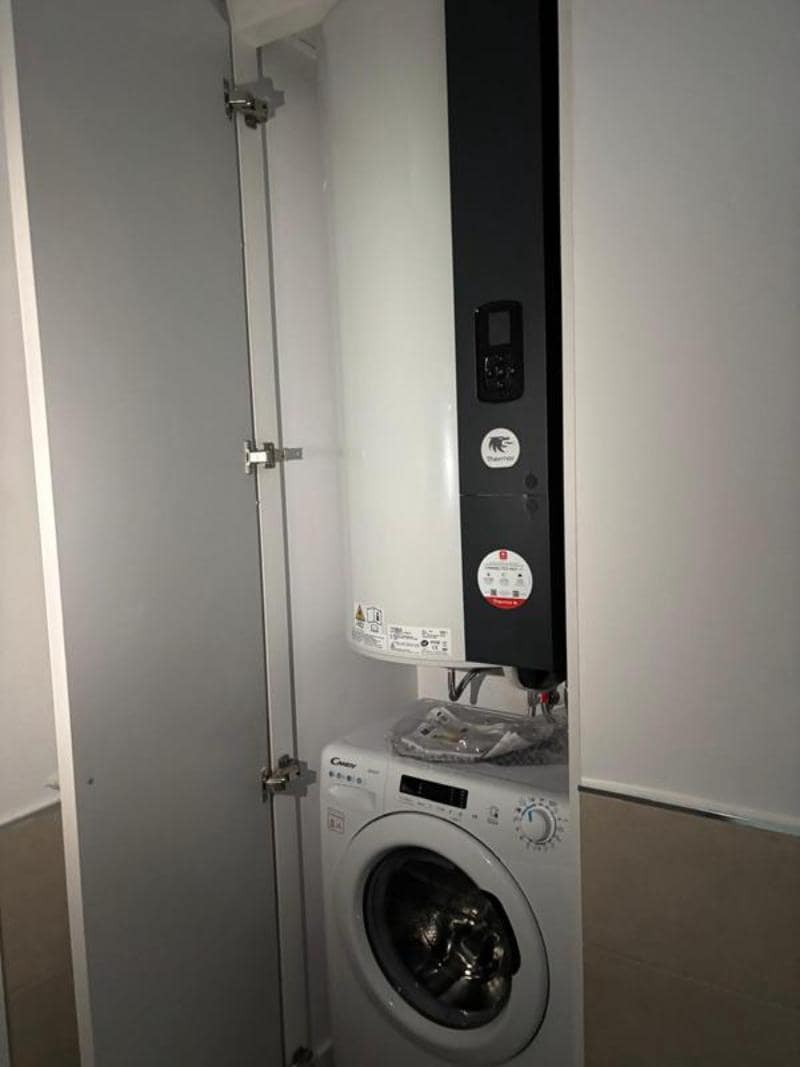 2 soveværelse Lejlighed til leje i Estepona med swimmingpool garage - € 1.750 (Ref: 9467773)