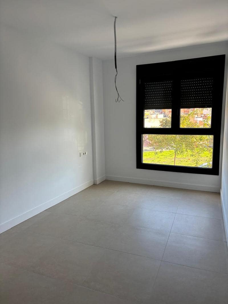 2 soveværelse Lejlighed til leje i Estepona med swimmingpool garage - € 1.750 (Ref: 9467773)