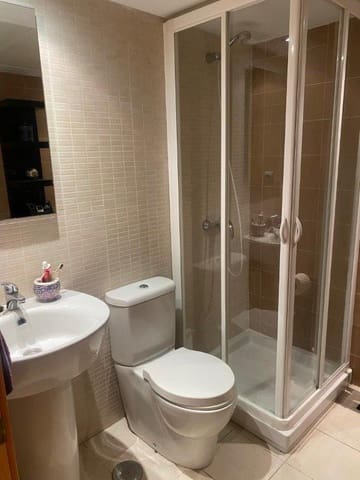 2 quarto Apartamento para arrendar em Málaga cidade - 1 300 € (Ref: 9471570)