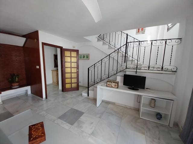 4 camera da letto Casa in vendita in Estepona con garage - 720.000 € (Rif: 9494067)