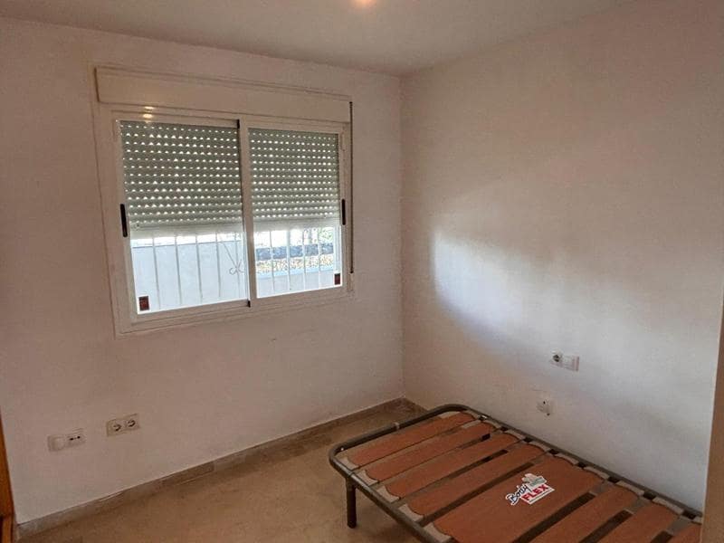 2 bedroom Flat for sale in San Luis de Sabinillas with pool - € 158,000 (Ref: 9499823)