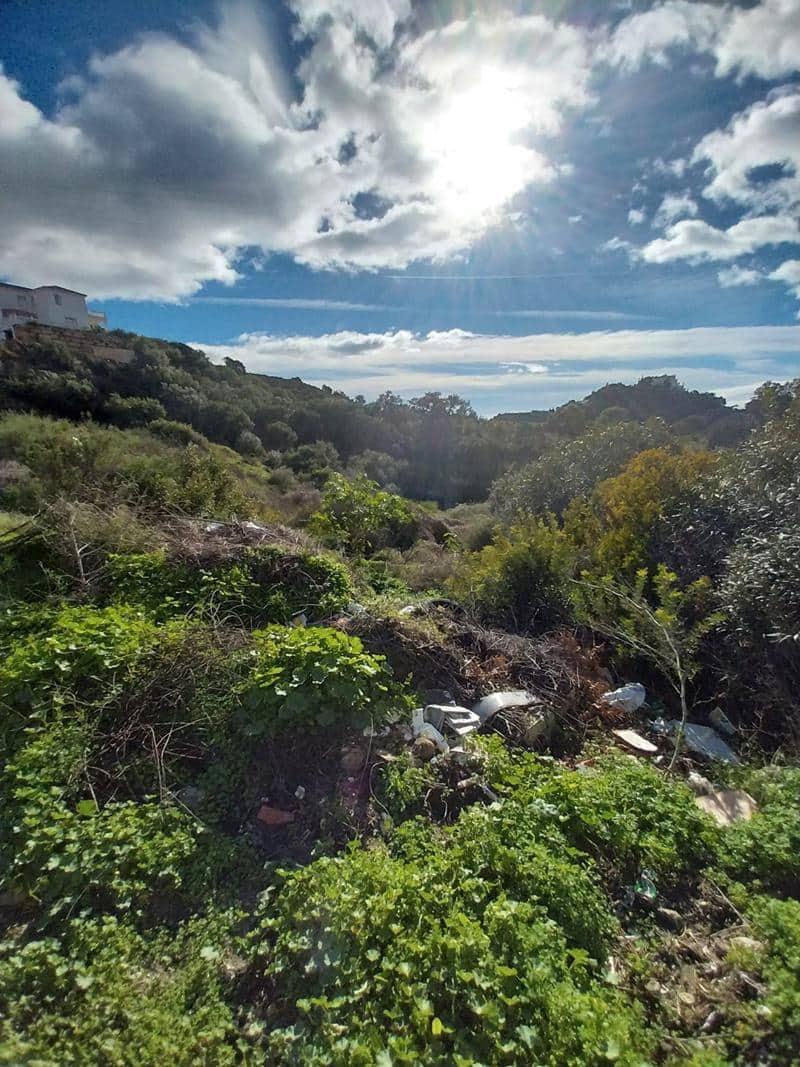 Tontti myytävänä paikassa El Padron - 137 270 € (Ref: 9503385)