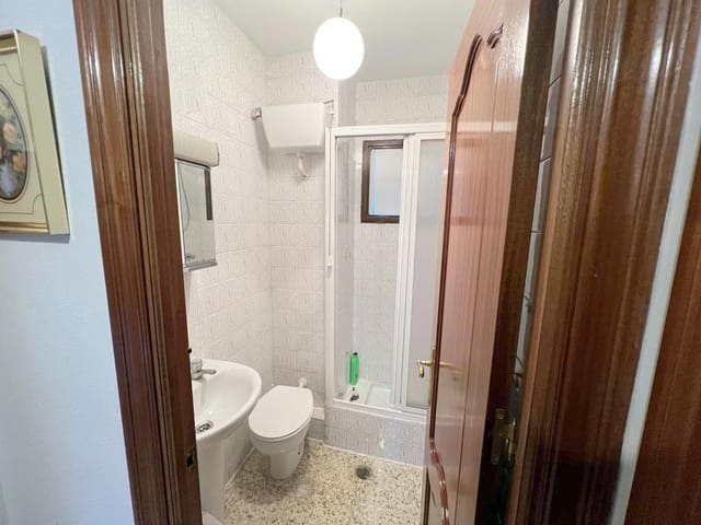 4 camera da letto Appartamento in vendita in Carretera de Cadiz, Malaga città - 382.000 € (Rif: 9511371)