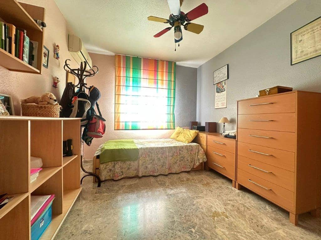 4 slaapkamer Huis te koop in Puerto de la Torre - € 450.000 (Ref: 9511376)