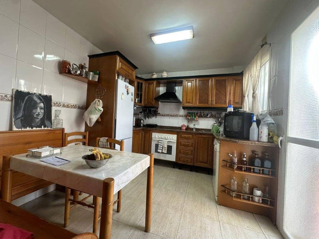 4 slaapkamer Huis te koop in Puerto de la Torre - € 450.000 (Ref: 9511376)