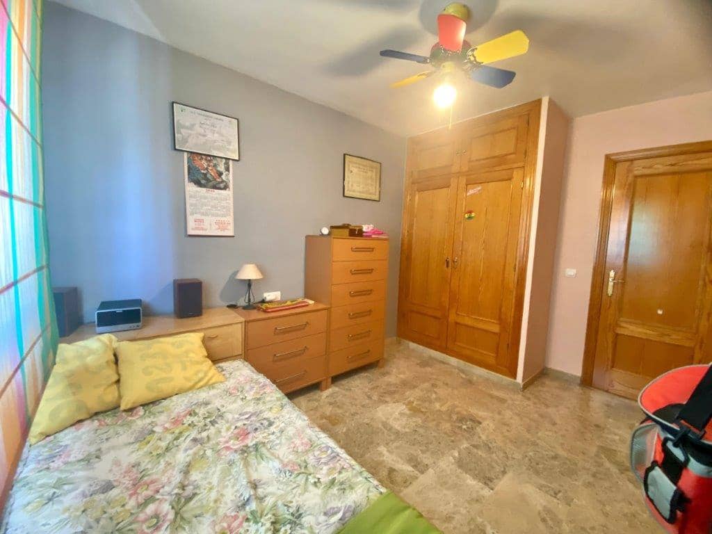 4 slaapkamer Huis te koop in Puerto de la Torre - € 450.000 (Ref: 9511376)