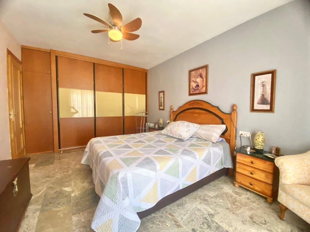 4 slaapkamer Huis te koop in Puerto de la Torre - € 450.000 (Ref: 9511376)