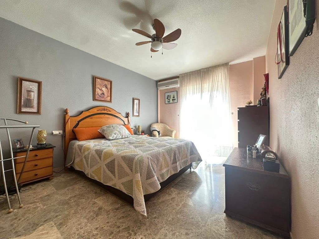 4 slaapkamer Huis te koop in Puerto de la Torre - € 450.000 (Ref: 9511376)