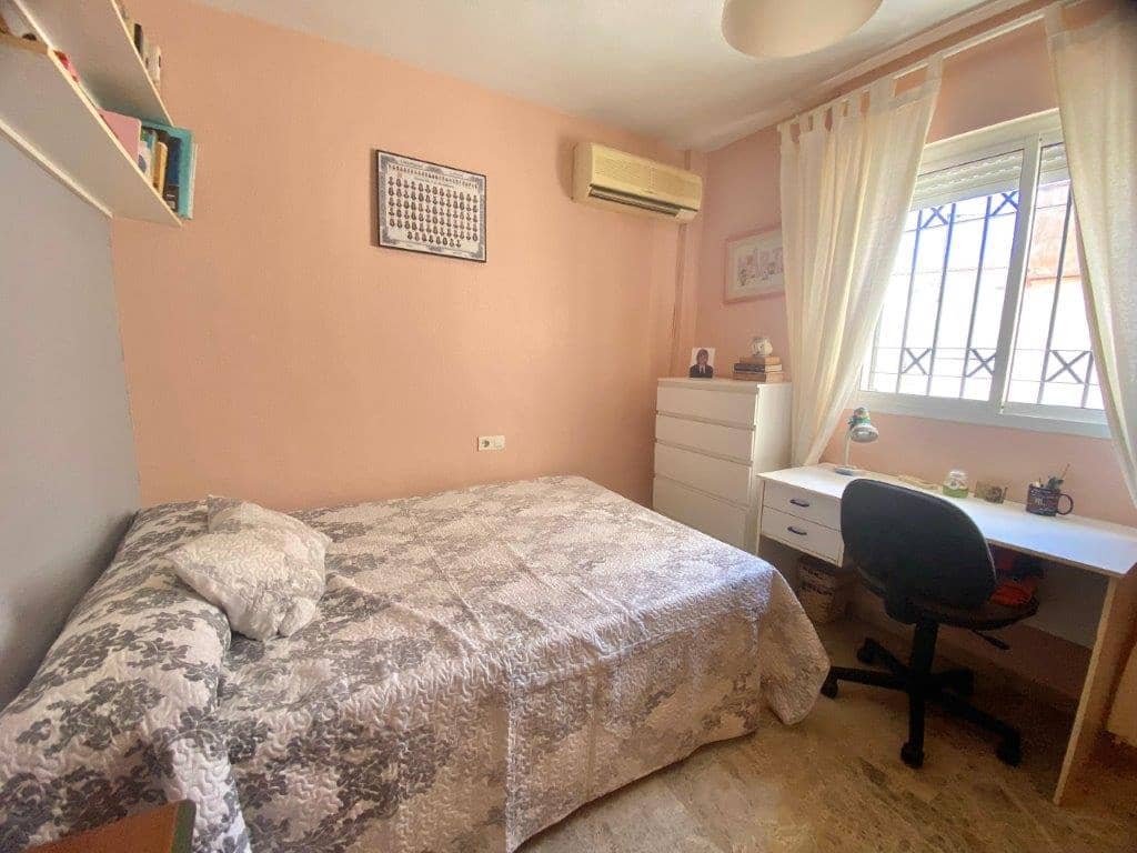 4 slaapkamer Huis te koop in Puerto de la Torre - € 450.000 (Ref: 9511376)