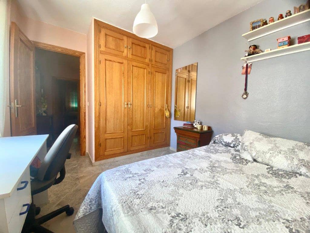 4 slaapkamer Huis te koop in Puerto de la Torre - € 450.000 (Ref: 9511376)