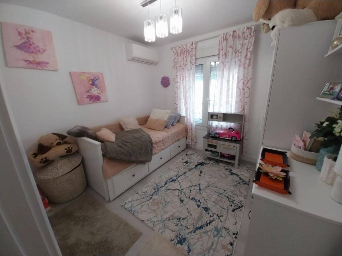 2 Zimmer Wohnung zu verkaufen in San Luis de Sabinillas mit Pool - 239.000 € (Ref: 9523581)