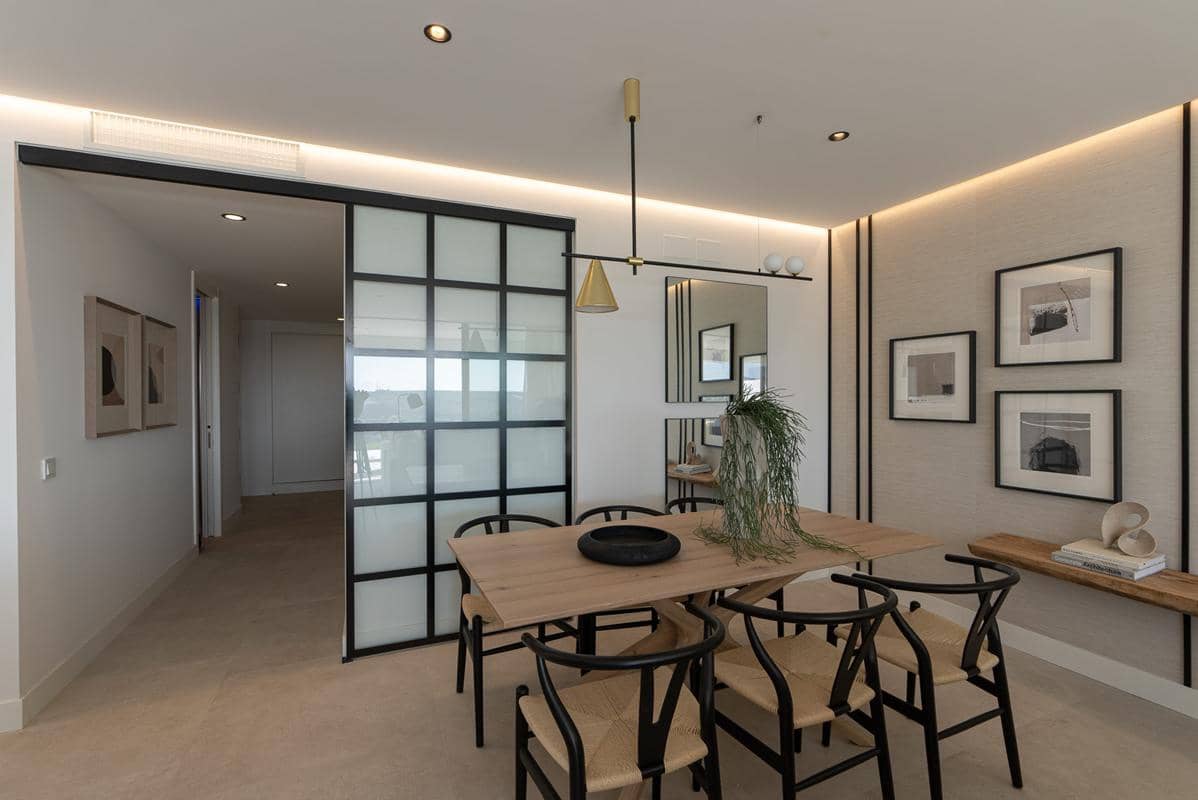 3 sovrum Lägenhet till salu i Estepona med pool garage - 847 000 € (Ref: 9523582)