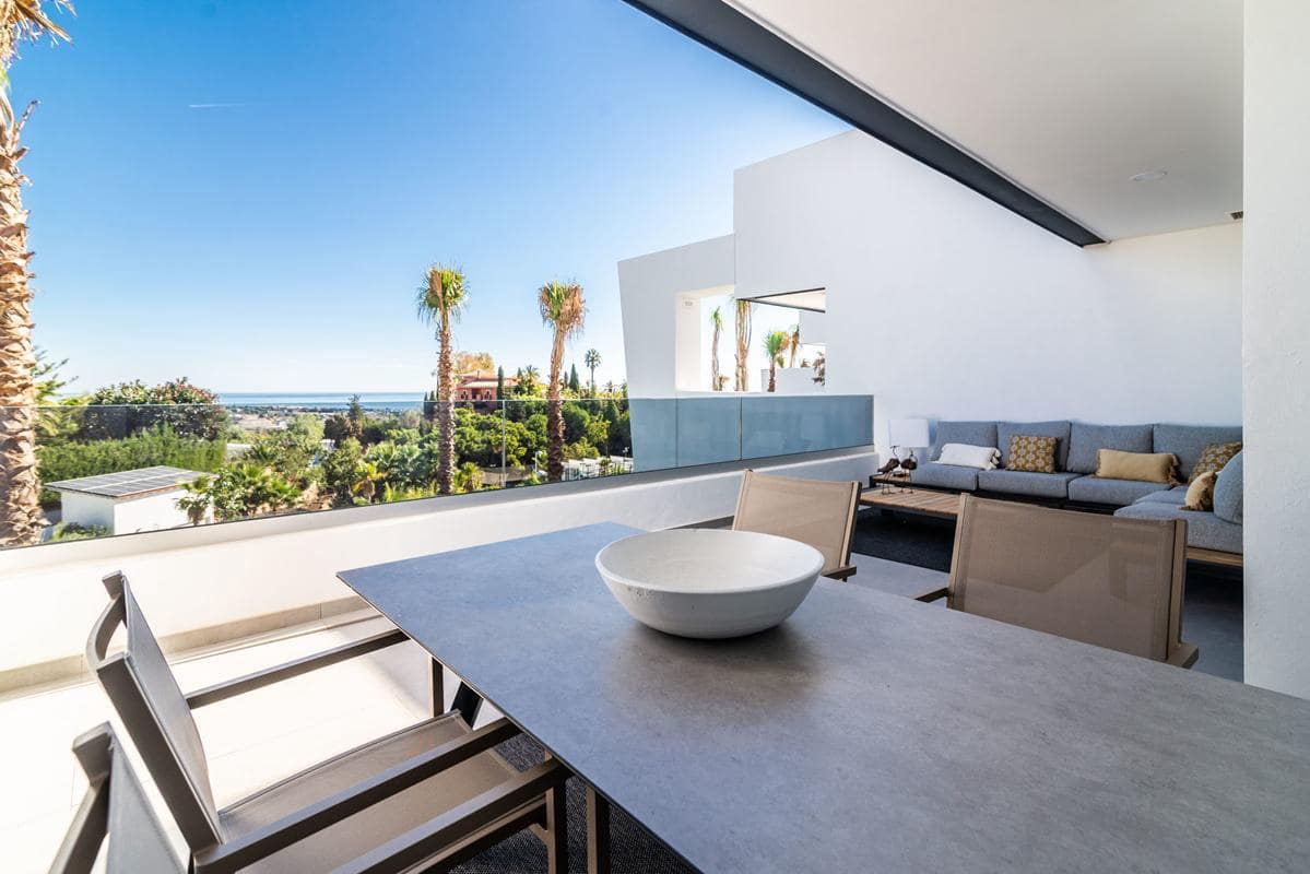 3 sovrum Lägenhet till salu i Estepona med pool garage - 847 000 € (Ref: 9523582)