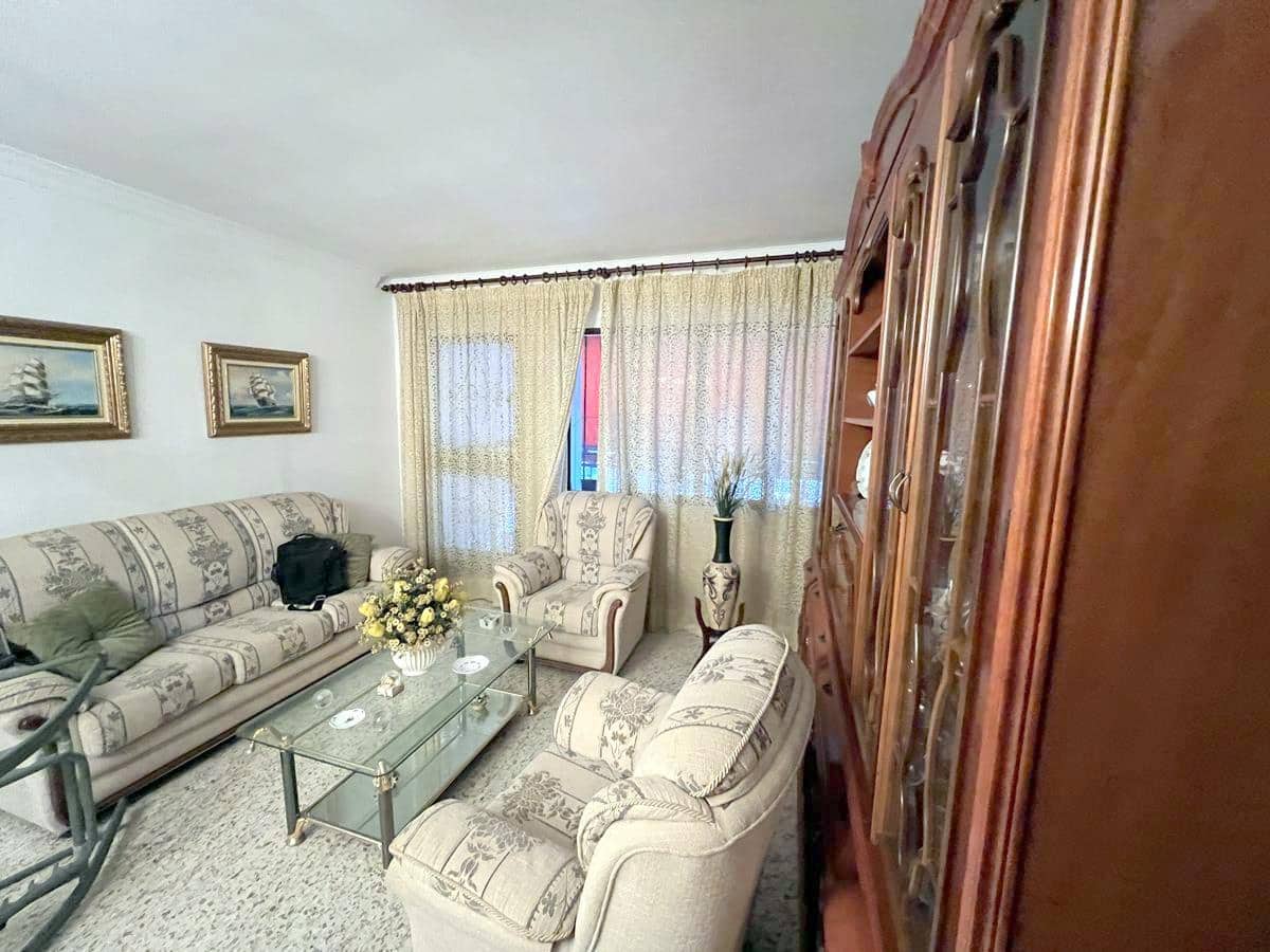 4 Zimmer Wohnung zu verkaufen in Malaga Stadt - 382.000 € (Ref: 9523586)
