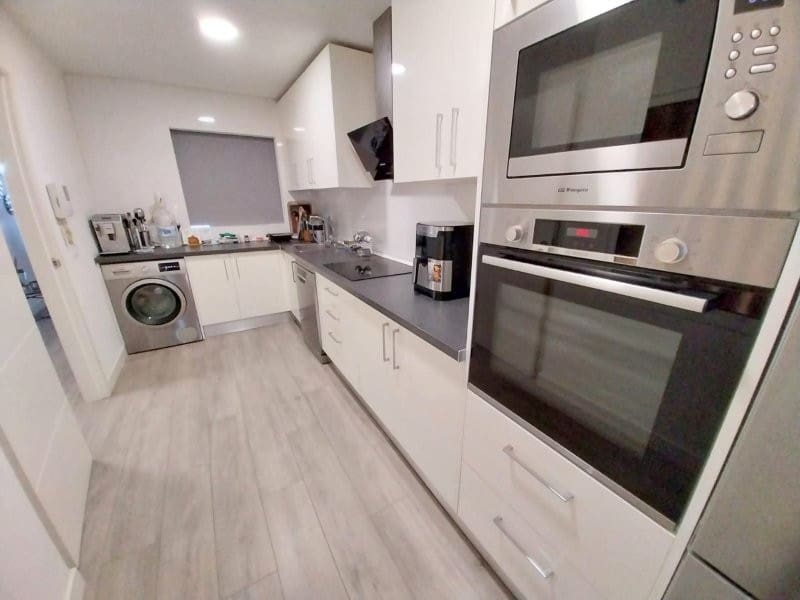 3 bedroom Flat for rent in San Luis de Sabinillas with pool garage - € 1,550 (Ref: 9532621)