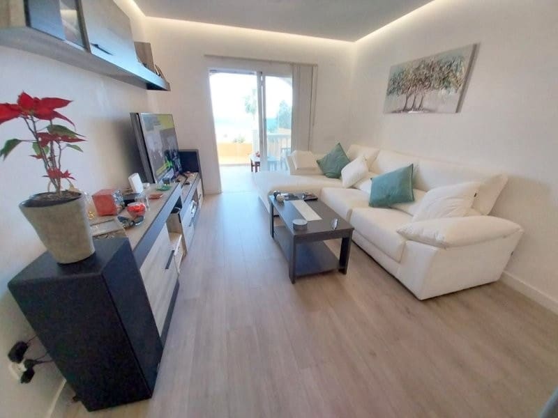 3 bedroom Flat for rent in San Luis de Sabinillas with pool garage - € 1,550 (Ref: 9532621)
