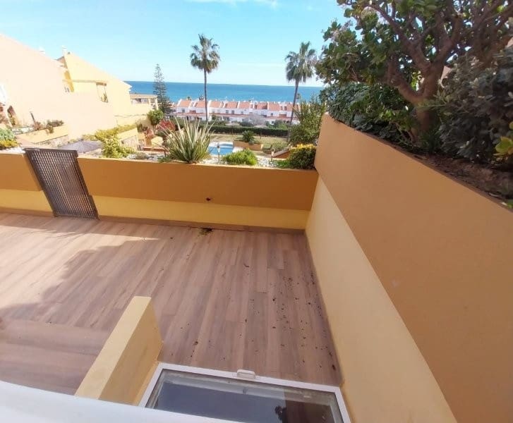 3 bedroom Flat for rent in San Luis de Sabinillas with pool garage - € 1,550 (Ref: 9532621)