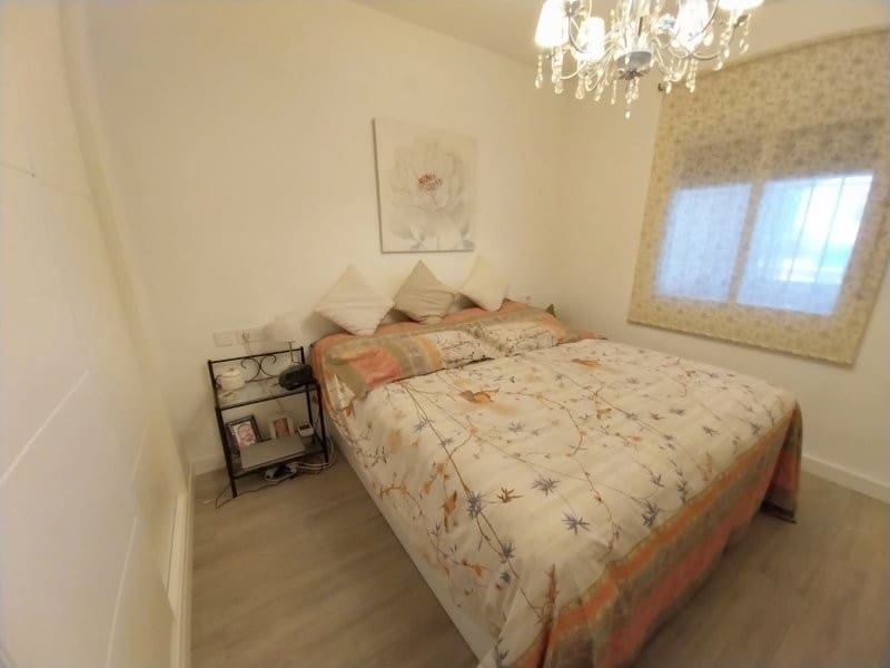 3 bedroom Flat for rent in San Luis de Sabinillas with pool garage - € 1,550 (Ref: 9532621)